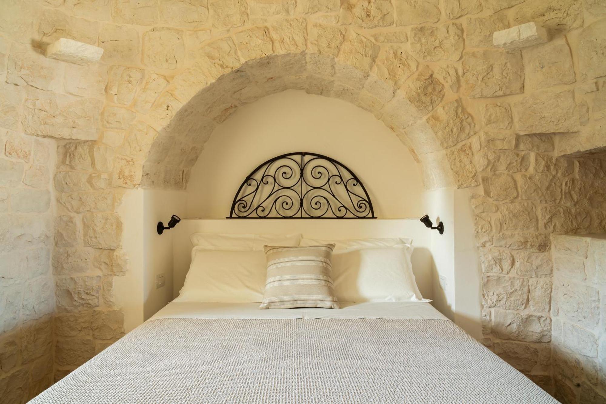 Trullo Jale - Boutique Apartments أوستوني الغرفة الصورة